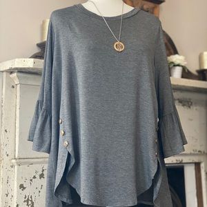 NWT Grey 3/4 Sleeve Ruffle Top w/ Buttons!